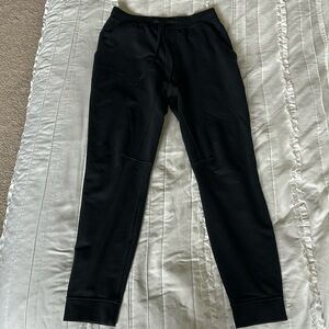 Lululemon size small city sweat joggers in black